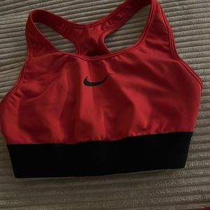 Red Nike sports bra in perfect condition
